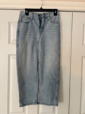 Madewell Light Blue Denim Midi Skirt Size 25